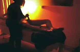 Una bella ragazza, tettone nude gratis bionda, dolce seduta su un cazzo