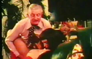 Procace nero pulcino passione giochi su un forte cazzo donne nude in cam