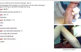 Giovane lesbiche bacio video gratis nude passionately in letto e ottenere alto