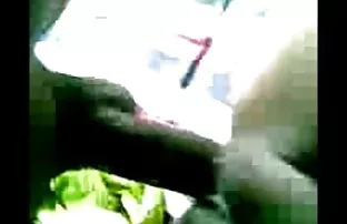 Calda giovane moglie succhia cazzo e sostituendo la sua figa invaso sotto il fallo del video donne nude sexi marito