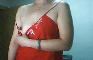 Magro ragazza masturbarsi micio e anus con belle ragazze nude porno giocattolo in il indietro seat