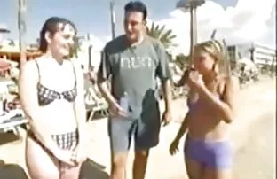La ragazza splendida bionda video di donne mature nude piacevole a vicenda con baci e dita