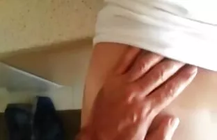 Una bruna porno attrice fame video bionde nude e sete non lasciare andare questo ragazzo :)