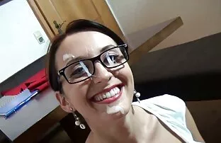 Bella figa di giovane video chat ragazze nude bionda ottiene dita e cums